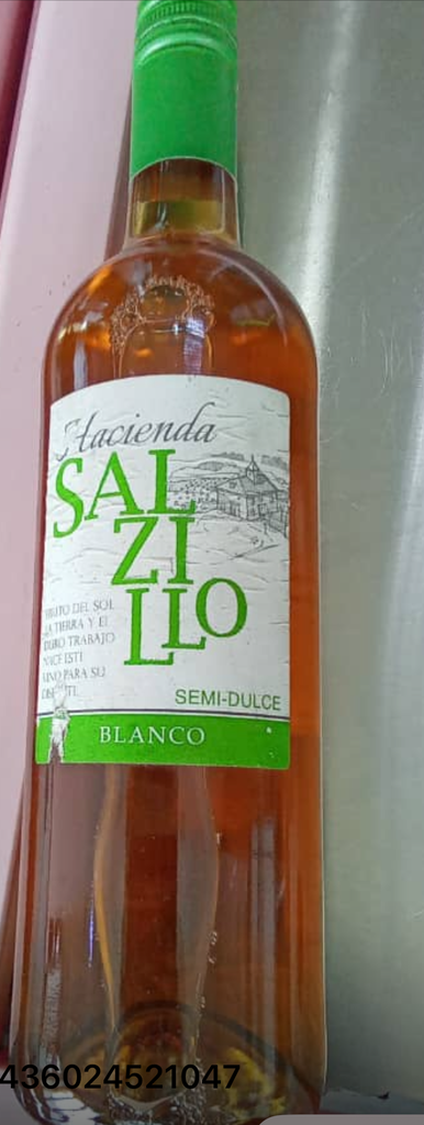 Hacienda Salzillo Semi Sweet 75cl   